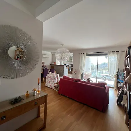 Appartement Standing 5mn A Pieds Du Ricanto