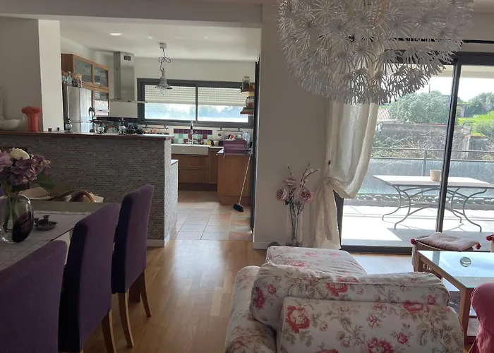 Standing 5mn A Pieds Du Ricanto