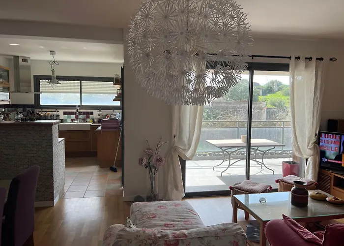 Standing 5mn A Pieds Du Ricanto 阿雅克肖